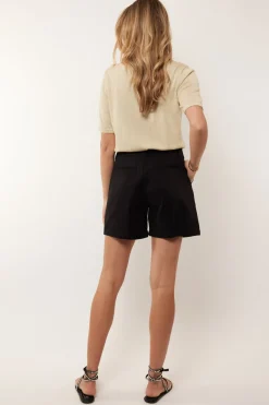 Amalia short