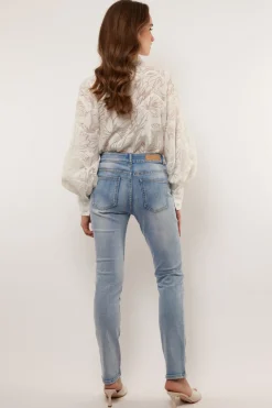 Amira jeans