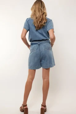 Billie short