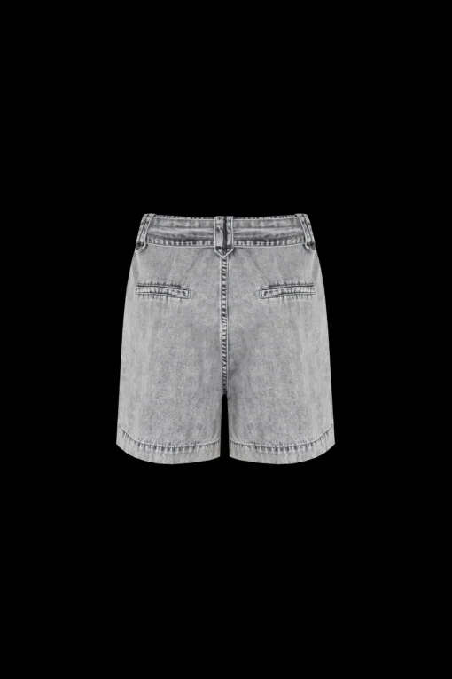 Billie short