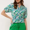 Camelia top