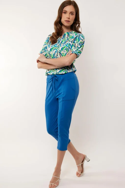 Camilla capri