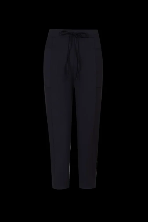 Camilla capri