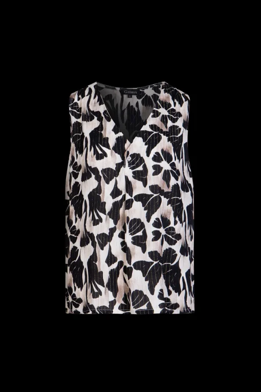 Dominica top