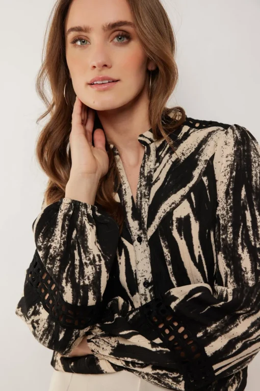 Evia blouse