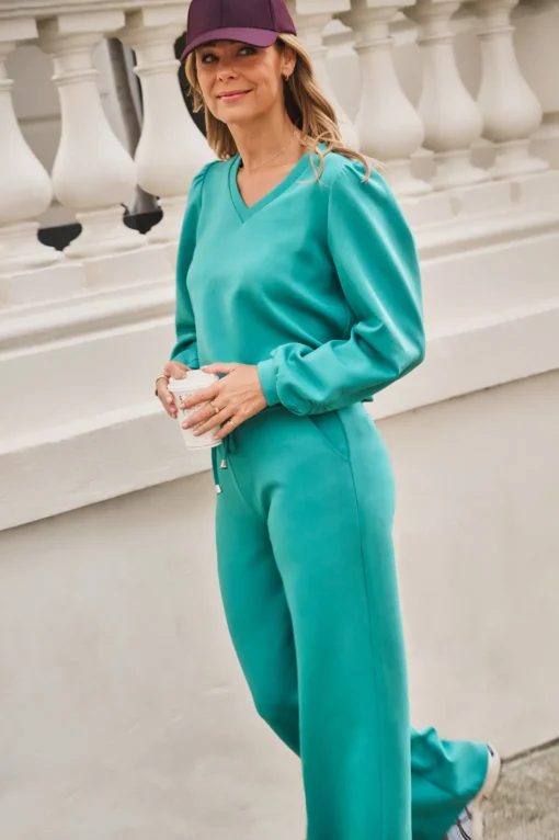 Lilia sweater
