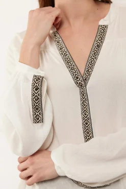 Nyo blouse