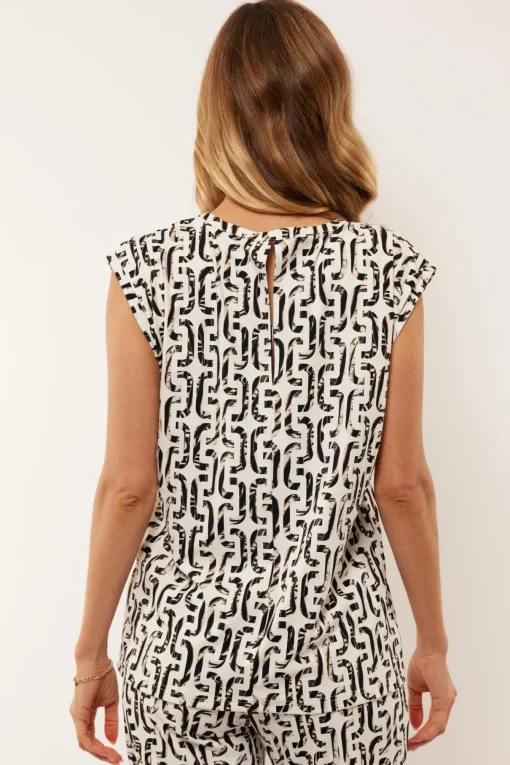 Zada top